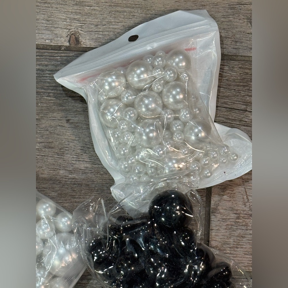 Floating Pearls​​ - Picture 2 of 4